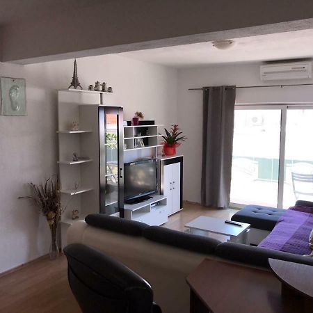 Apartment Nela Baška Voda Exteriér fotografie