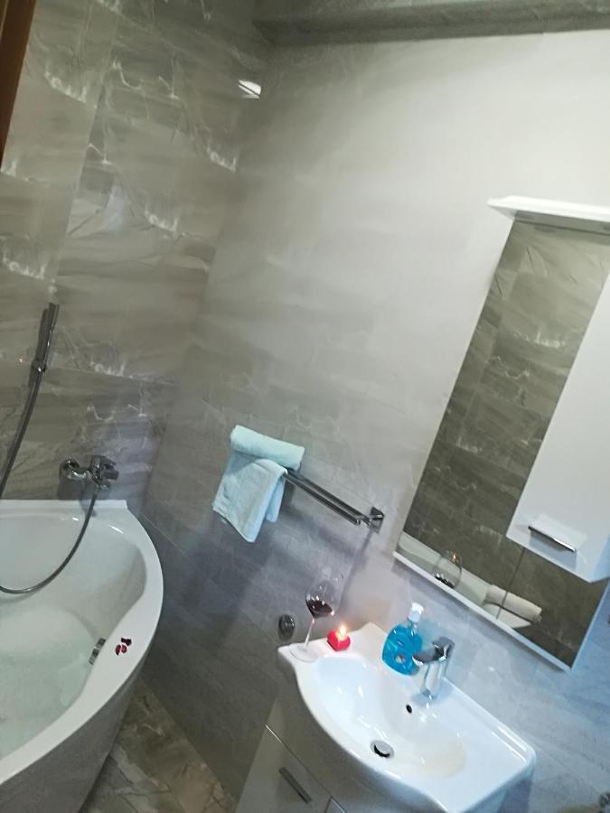 Apartment Nela Baška Voda Exteriér fotografie