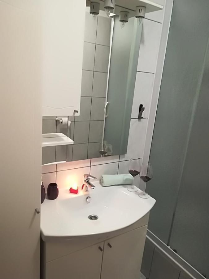 Apartment Nela Baška Voda Exteriér fotografie