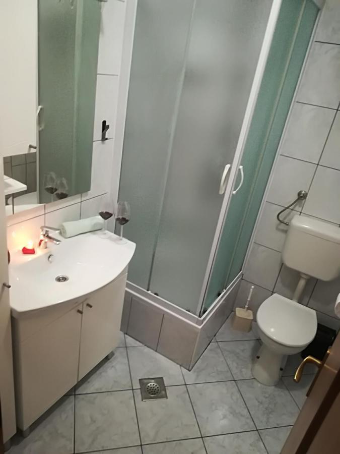 Apartment Nela Baška Voda Exteriér fotografie