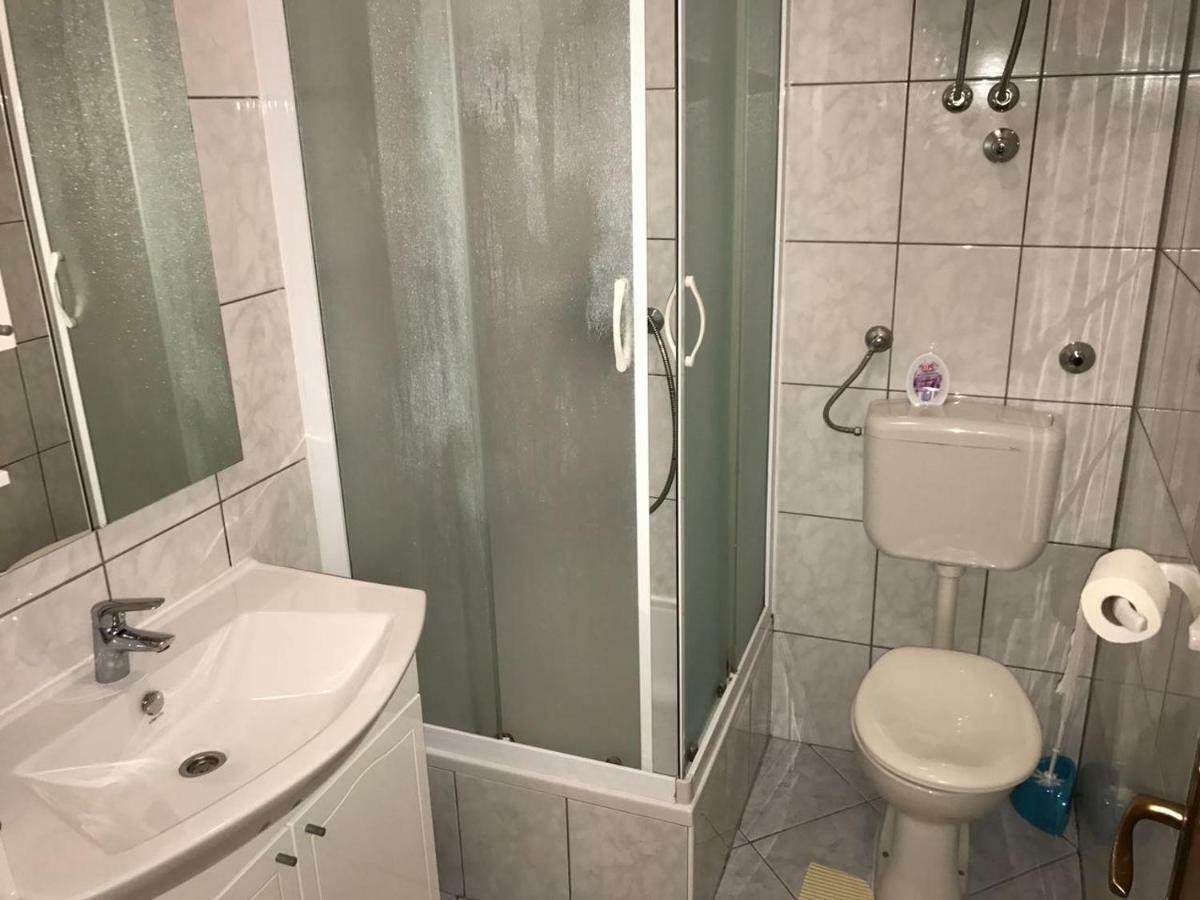 Apartment Nela Baška Voda Exteriér fotografie