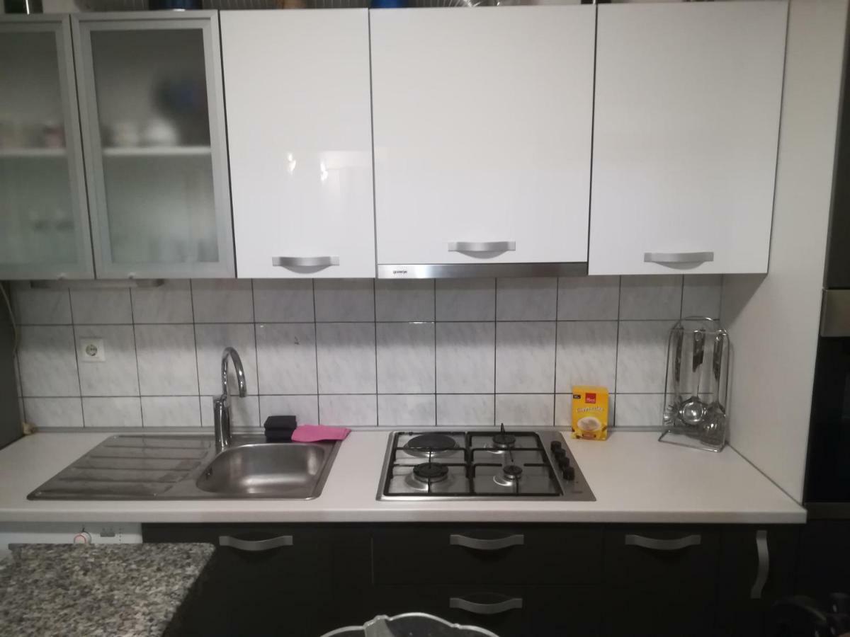 Apartment Nela Baška Voda Exteriér fotografie